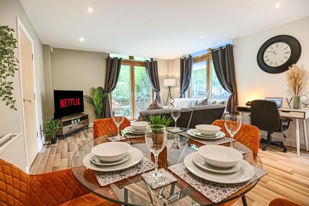 Campbell Park Apartment - City Centre - Free Parking, Balcony, Super-Fast Wifi And Smart Tv With Netflix By Yoko Property 밀턴 케인즈 외부 사진